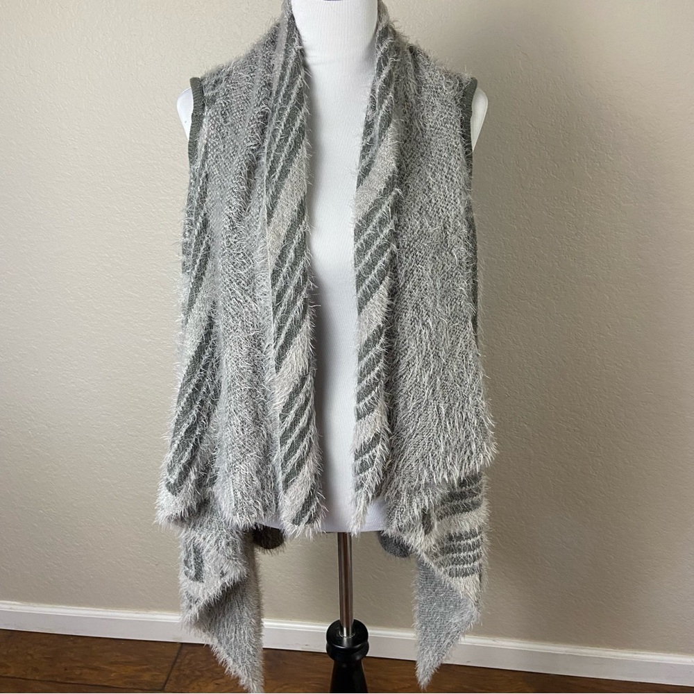 B. Boutique Long Open Front Knit Vest One Size